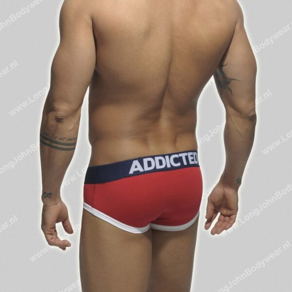 Addicted Nederland Basic Brief