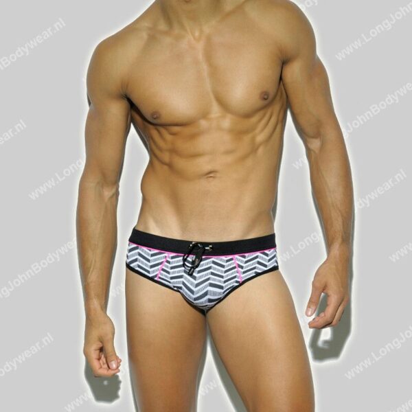 ES-collection Nederland Swim Spike Brief ES-collection Nederland Swim Spike Brief