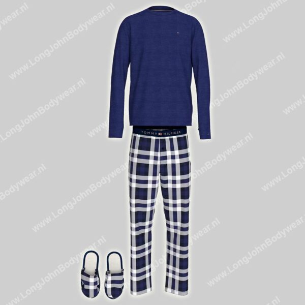 Tommy Hilfiger PJ Set + Fluffy Sloffen-0