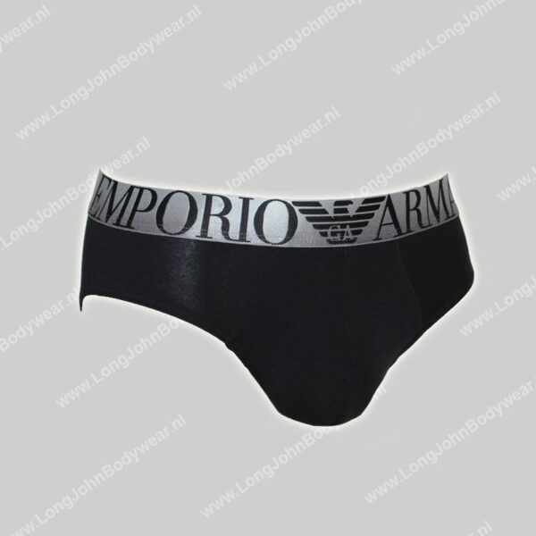 EM000229-AF18896-UC001-zwart