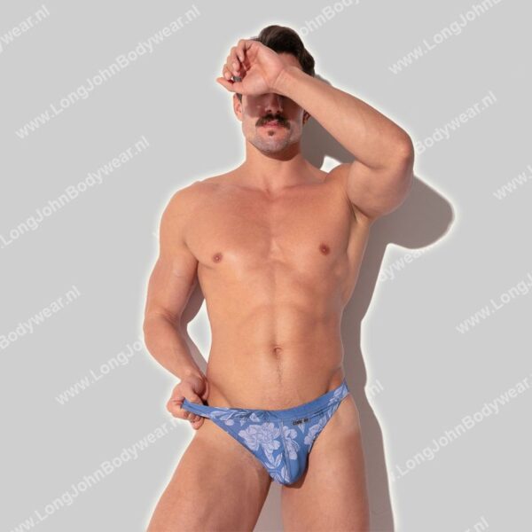 Code 22 Bouquet Thong